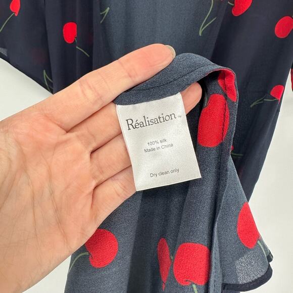 Realisation The Teale Wrap Midi 100% Silk Dress Wild Cherry Navy Blue - Picture 4 of 4